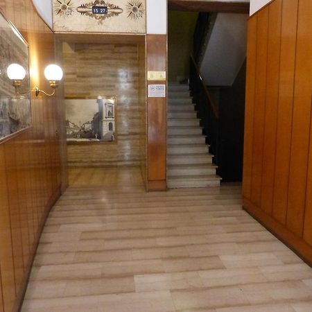 Residenza Piazza San Francesco Apartment Болоня Стая снимка