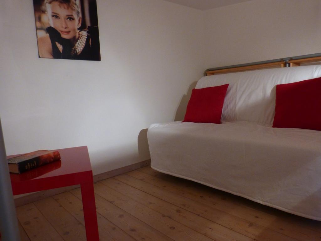 Residenza Piazza San Francesco Apartment Болоня Стая снимка