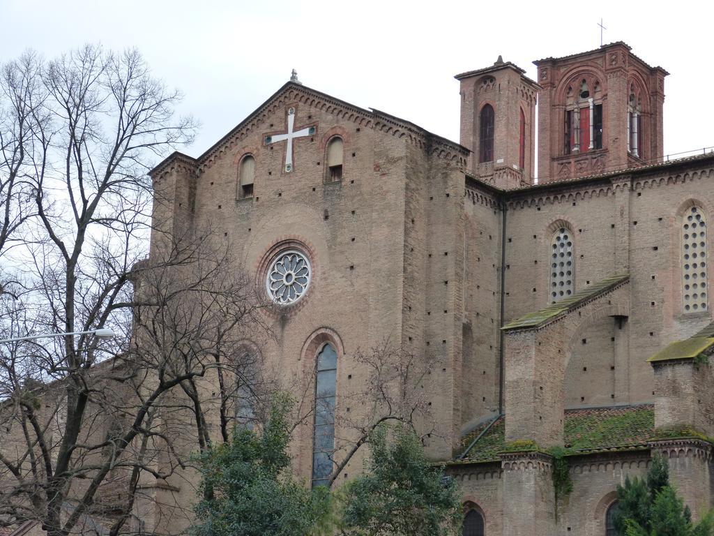 Residenza Piazza San Francesco Apartment Болоня Стая снимка