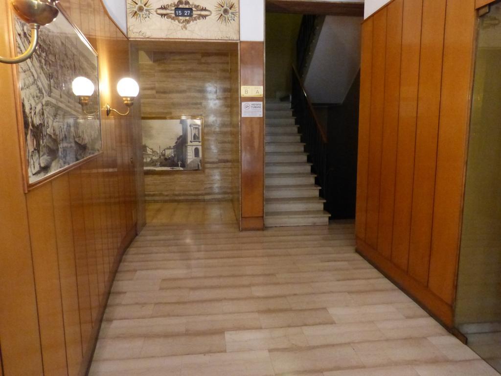 Residenza Piazza San Francesco Apartment Болоня Стая снимка