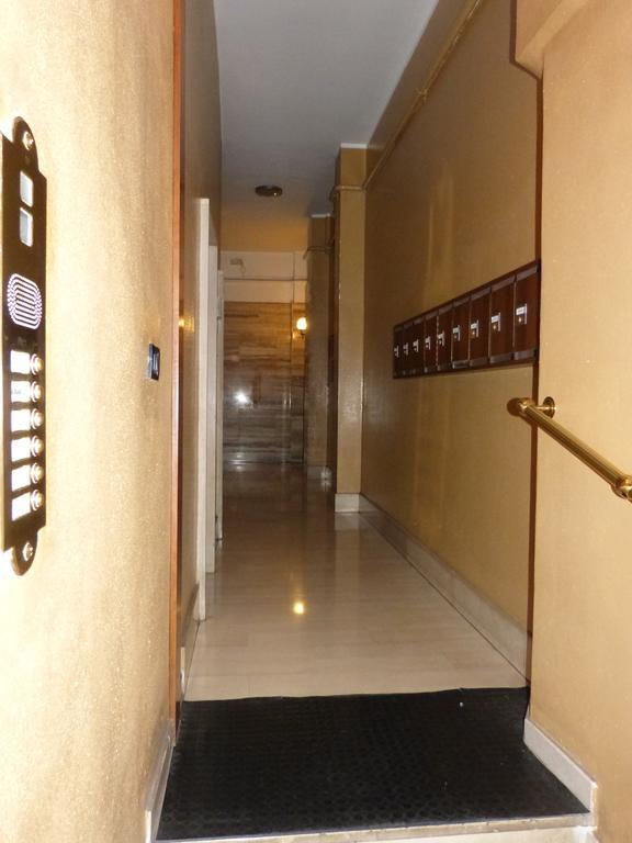 Residenza Piazza San Francesco Apartment Болоня Стая снимка