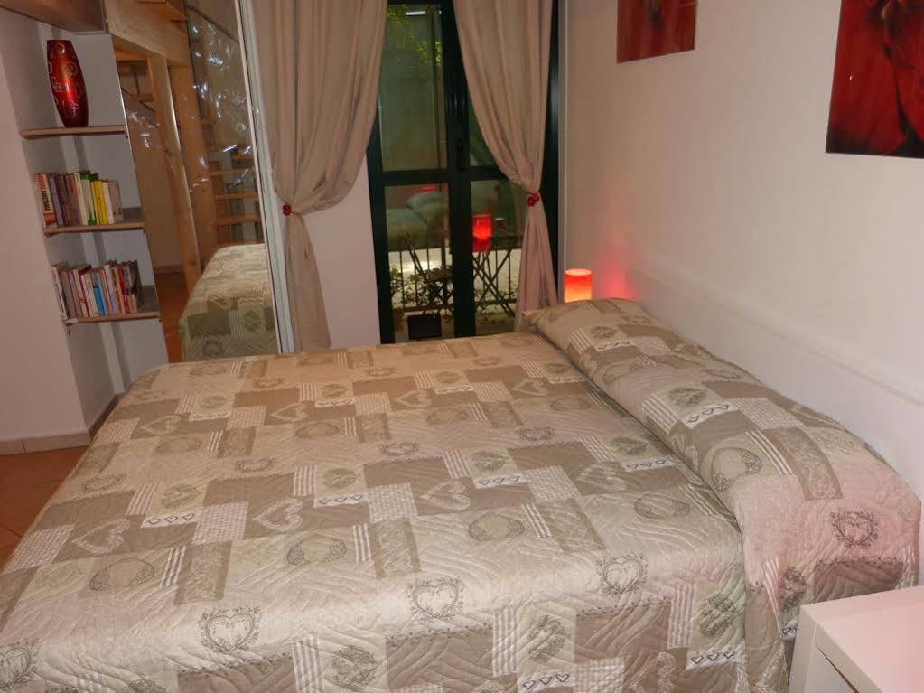 Residenza Piazza San Francesco Apartment Болоня Екстериор снимка